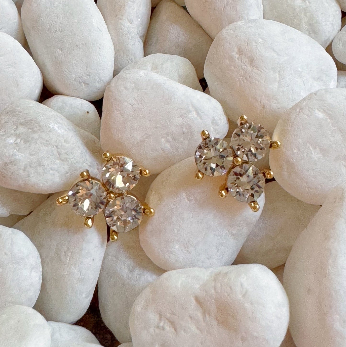 Faceted Trio Crystals Stud Earrings - Bijoux Majestique Jewelry